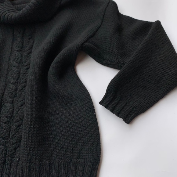 ❌SOLD❌ Vintage 100% Wool Oversized Black Fisherman Cable Knit Turtleneck Sweater - Picture 4 of 9